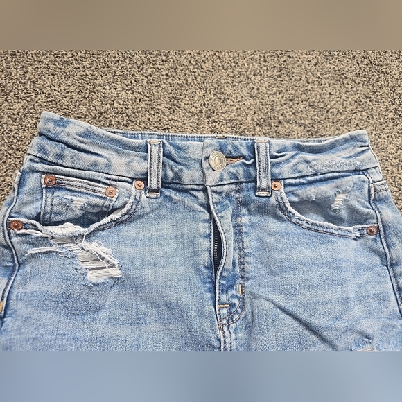 American Eagle Super Stretch Curvy High Rise Mini Denim Skirt Light Blue Size 2 - Picture 7 of 12